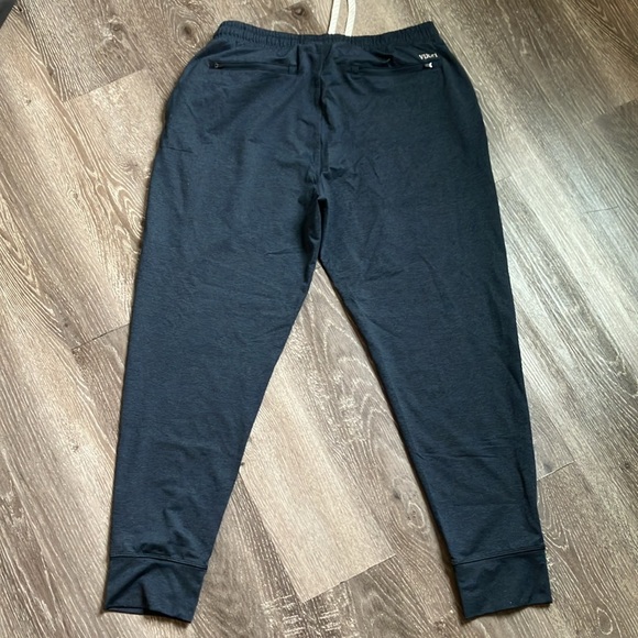 Vuori Sunday Performance joggers - Picture 7 of 16